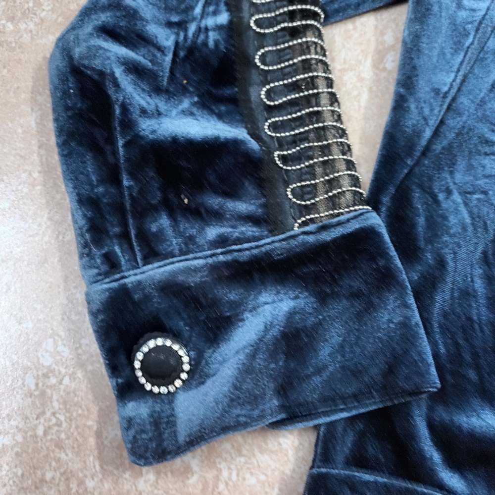 Velvet designer dress...condition new.. - Picture 3 of 8